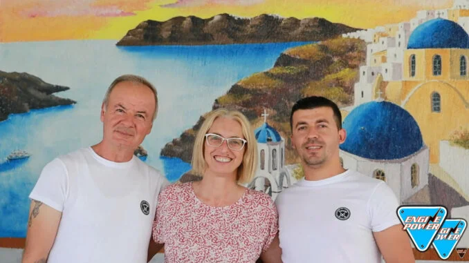 blue sky oia santorinh,engine power