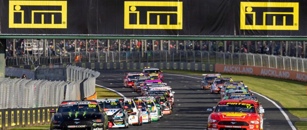 nea-zhlandia-super-cars- Pukekohe-epistrefei-sto-protathlima-engine-power