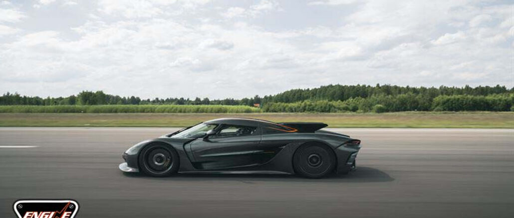 ena-apisteyto-neo-rekor-gia-thn-Koenigsegg-engine-power