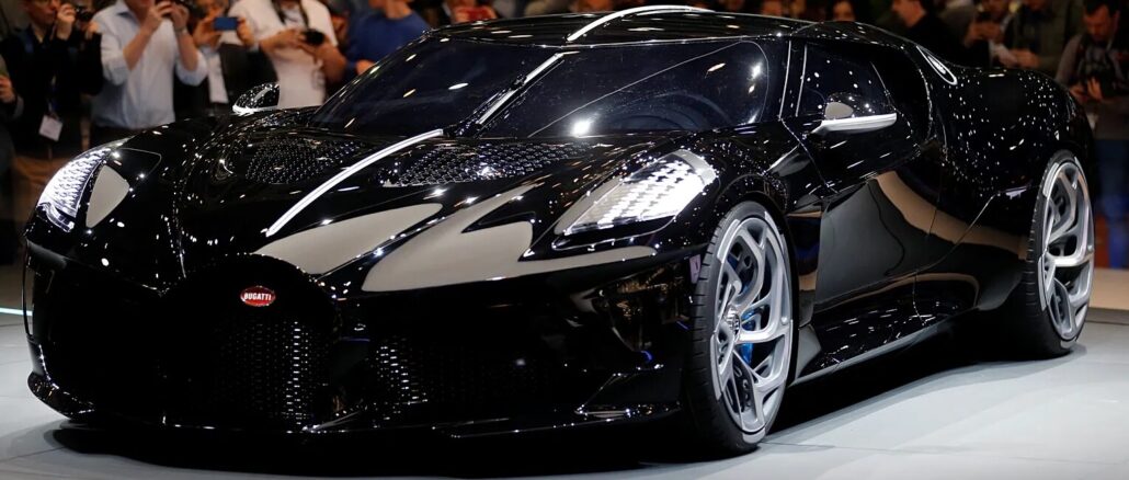 bugatti-la-voiture-noire-i-epiki-parousiasi-tou-pio-trelou-amaxiou-ston-kosmo