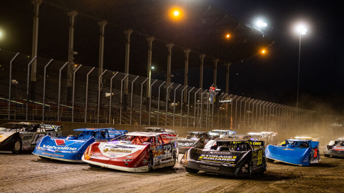 davenport-speedway-i-nychta-tis-katastrofis-epistrefei