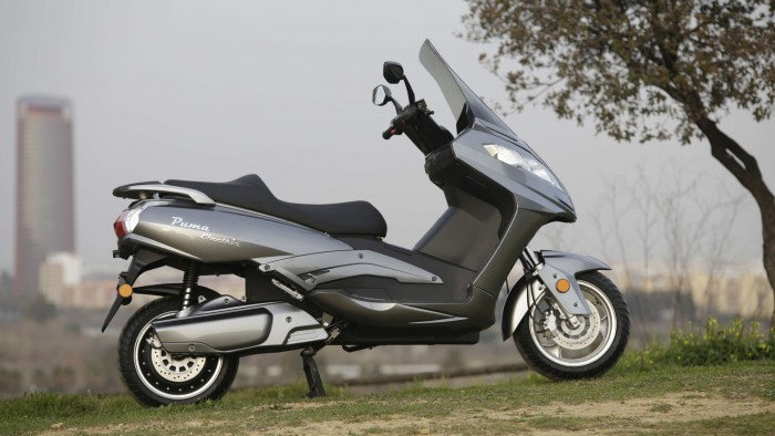 whwwlnwaters-ilektriki-motosikleta-to-mellon-pou-vouizei-siopila | ENGINE POWER whwwlnwaters-ilektriki-motosikleta-to-mellon-pou-vouizei-siopila