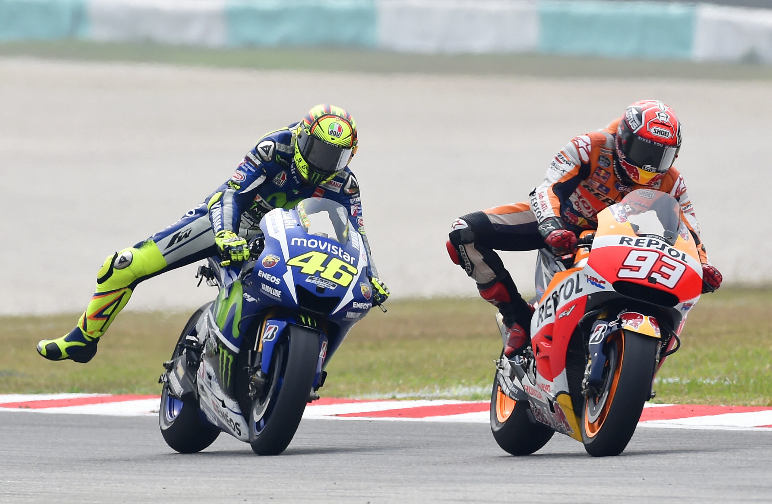MotoGP Sepang Malesia 2015 | ENGINE POWER o-rosi-o-markez-kai-i-motosikleta-os-psychotherapeia