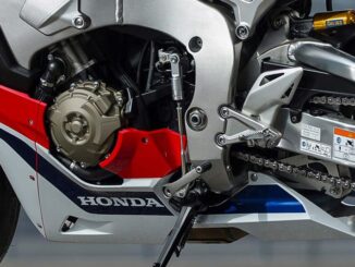 ti-einai-to-quickshifter-pos-allazoun-tachytita-oi-sygchrones-motosykletes-choris-syblekti-kai-choris-na-kovoun-gkazi