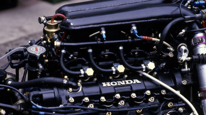 to-torque-map-sti-formula-1-o-chartis-ropis-pou-allazei-ton-charaktira-tou-monothesiou-mesa-se-mia-strofi