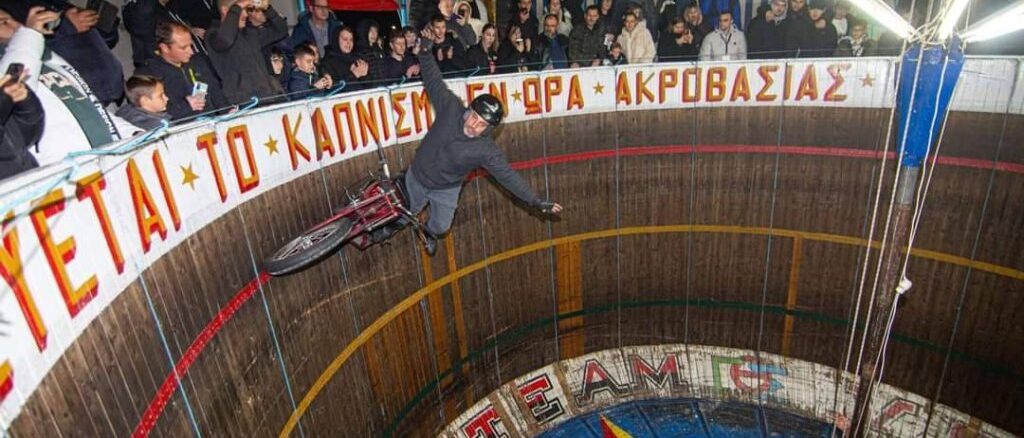 ta-pio-diasima-michanakia-tou-kinimatografou-se-ellada-kai-exoteriko