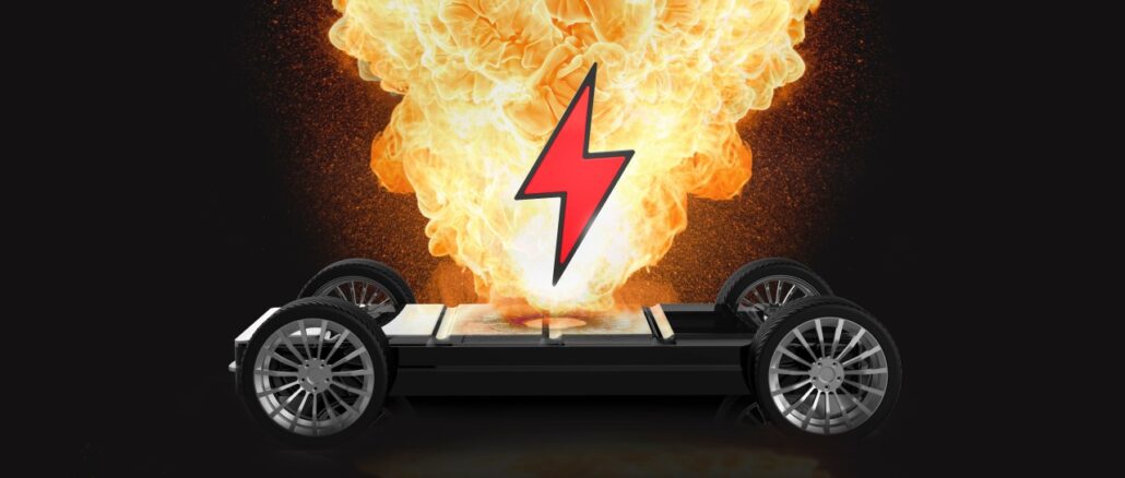 thermal-runaway-ti-pragmatika-symvainei-otan-oi-bataries-lithiou-pairnei-fotiakai-giati-i-aftokinitoviomichania-to-fovatai-perissotero-apo-kathe-allo-fainomeno