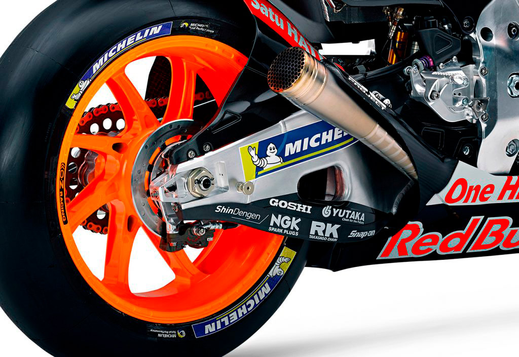 to-engine-braking-sto-motogp-i-aorati-dynami-pou-krata-ti-motosykleta-statheri-stin-eisodo-tis-strofis | ENGINE POWER to-engine-braking-sto-motogp-i-aorati-dynami-pou-krata-ti-motosykleta-statheri-stin-eisodo-tis-strofis