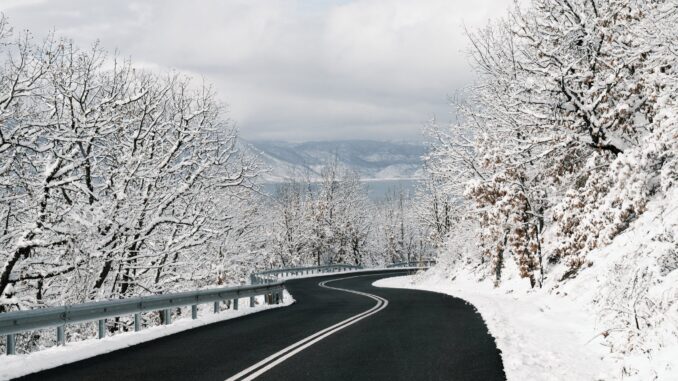 parnassos-fail-i-ellinida-influencer-pou-dielyse-to-g-wagon-ton-250-000e-sta-chionia-to-exodiko-tis-etaireias-to-viral-vinteo-kai-i-dikaiologia-pou-exorgise-to-pane