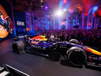red-bull-ford-2026-i-apovasi-sto-ntitroit-kai-i-apokalypsi-tis-rb22-o-max-verstappen-o-isack-hadjar-kai-i-nea-epochi-ton-tavron
