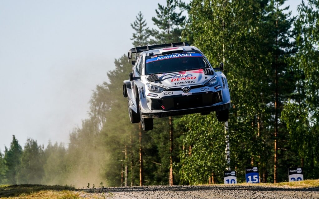 wrc-2026-i-apokathilosi-ton-yvridikon-tachytera-elafrytera-kai-pio-oma-ta-nea-rally1