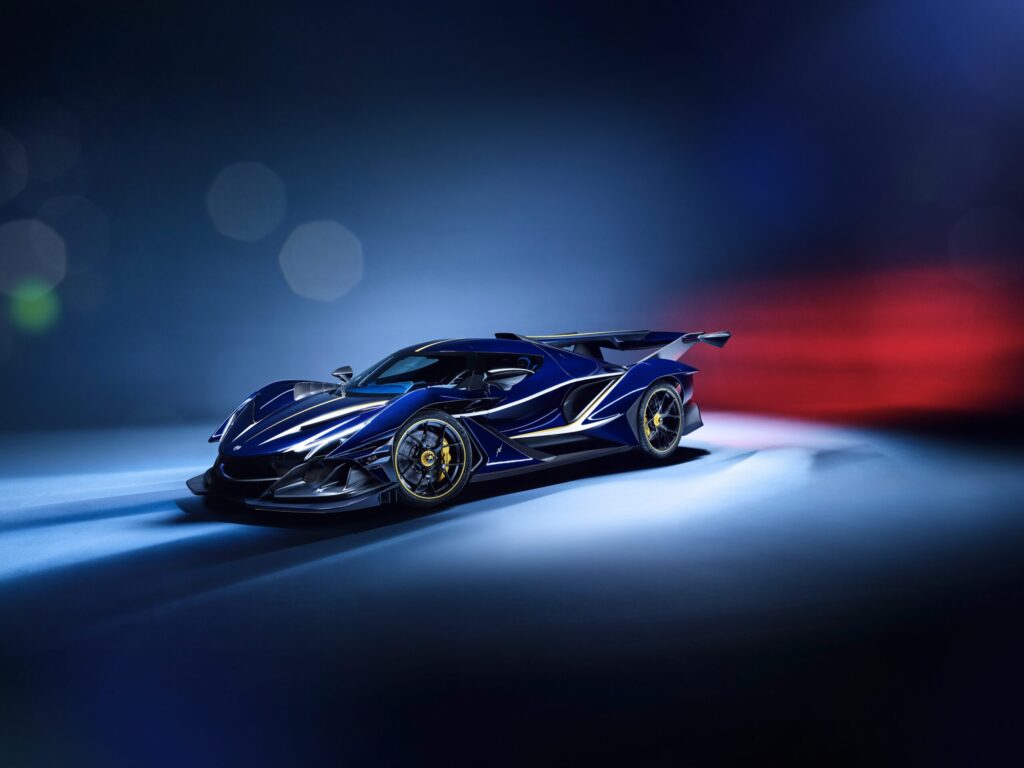 apollo-intensa-emozione-o-drakos-pou-katapinei-tin-asfalto