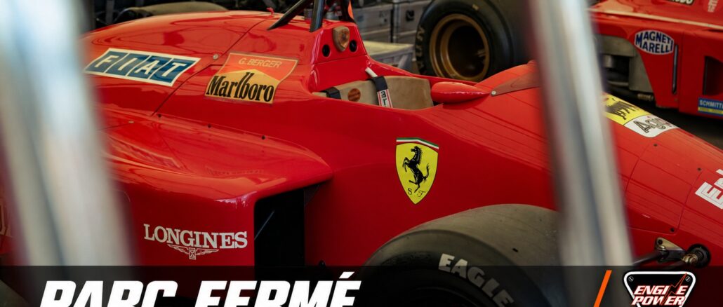 Parc fermé στη Formula 1: ιστορικά μονοθέσια Ferrari σε έκθεση με λογότυπο Engine Power