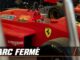 Parc fermé στη Formula 1: ιστορικά μονοθέσια Ferrari σε έκθεση με λογότυπο Engine Power